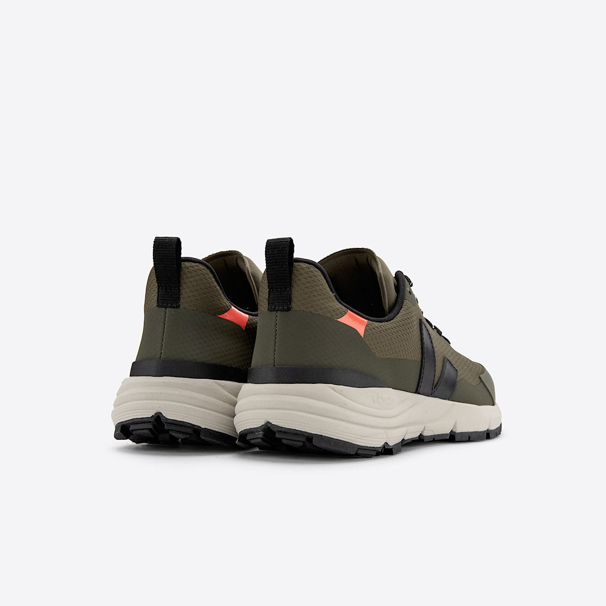 VEJA Dekkan Alveomesh Kaki Black - Image 3