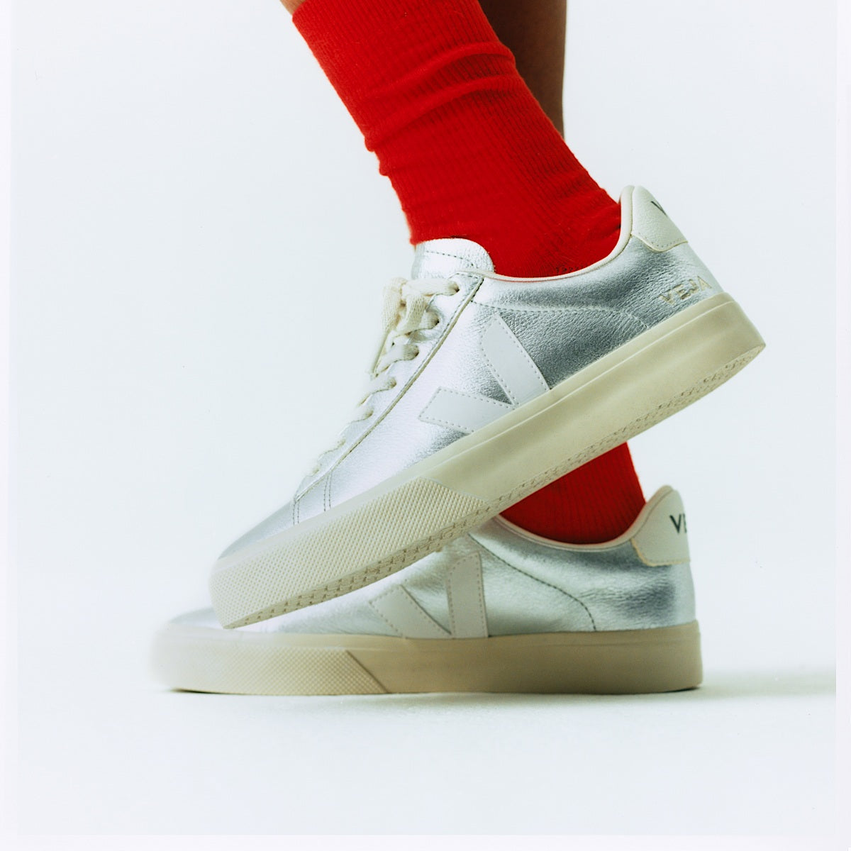 VEJA Campo Leather Silver White - Image 2