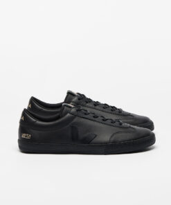 VEJA Volley Signature Leather Full Black