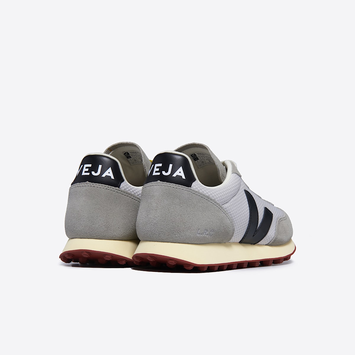 VEJA Rio Branco Alveomesh Light Grey Black - Image 3