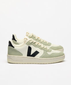 VEJA V-10 Leather Pure Black Clay