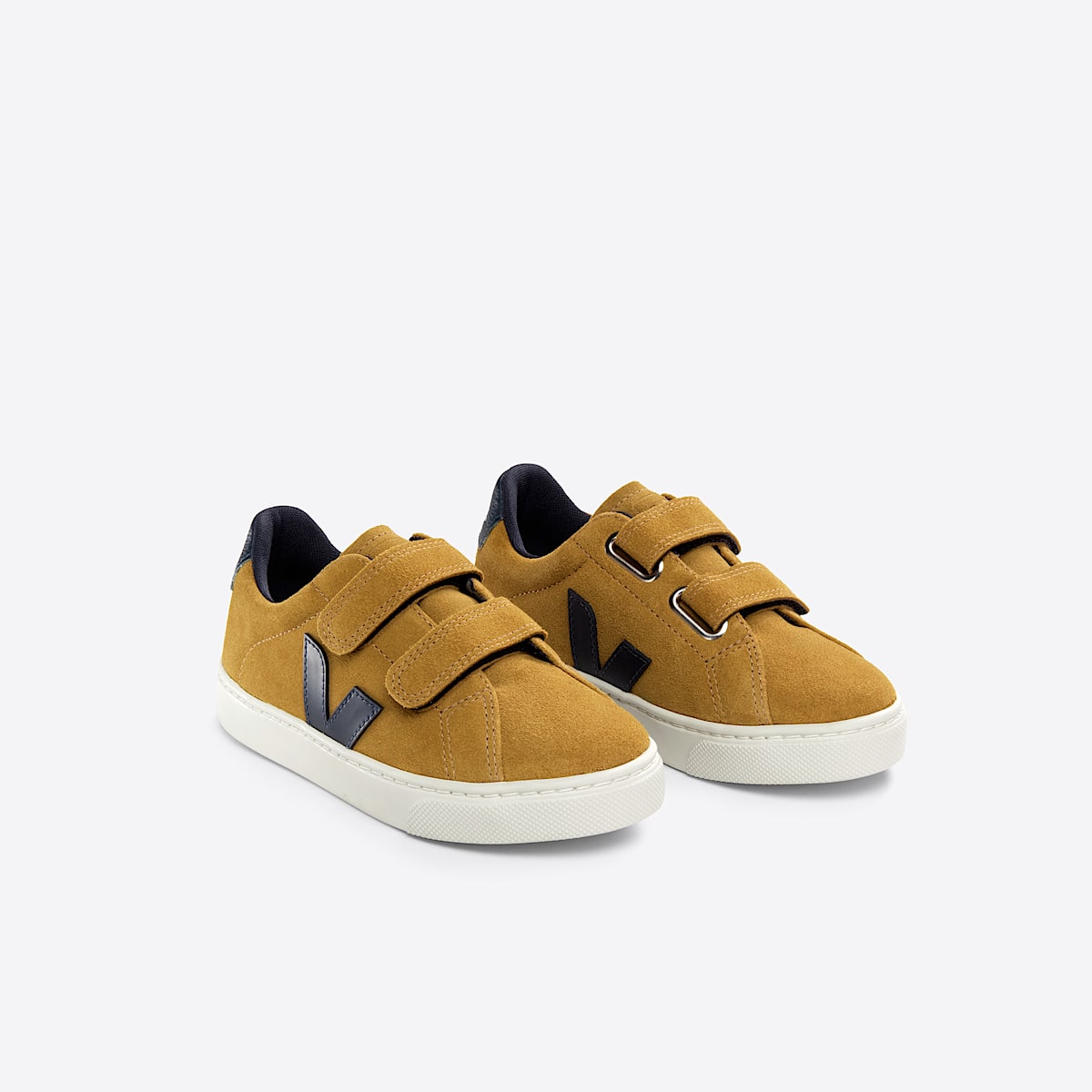 VEJA Esplar Suede Camel Nautico - Image 2