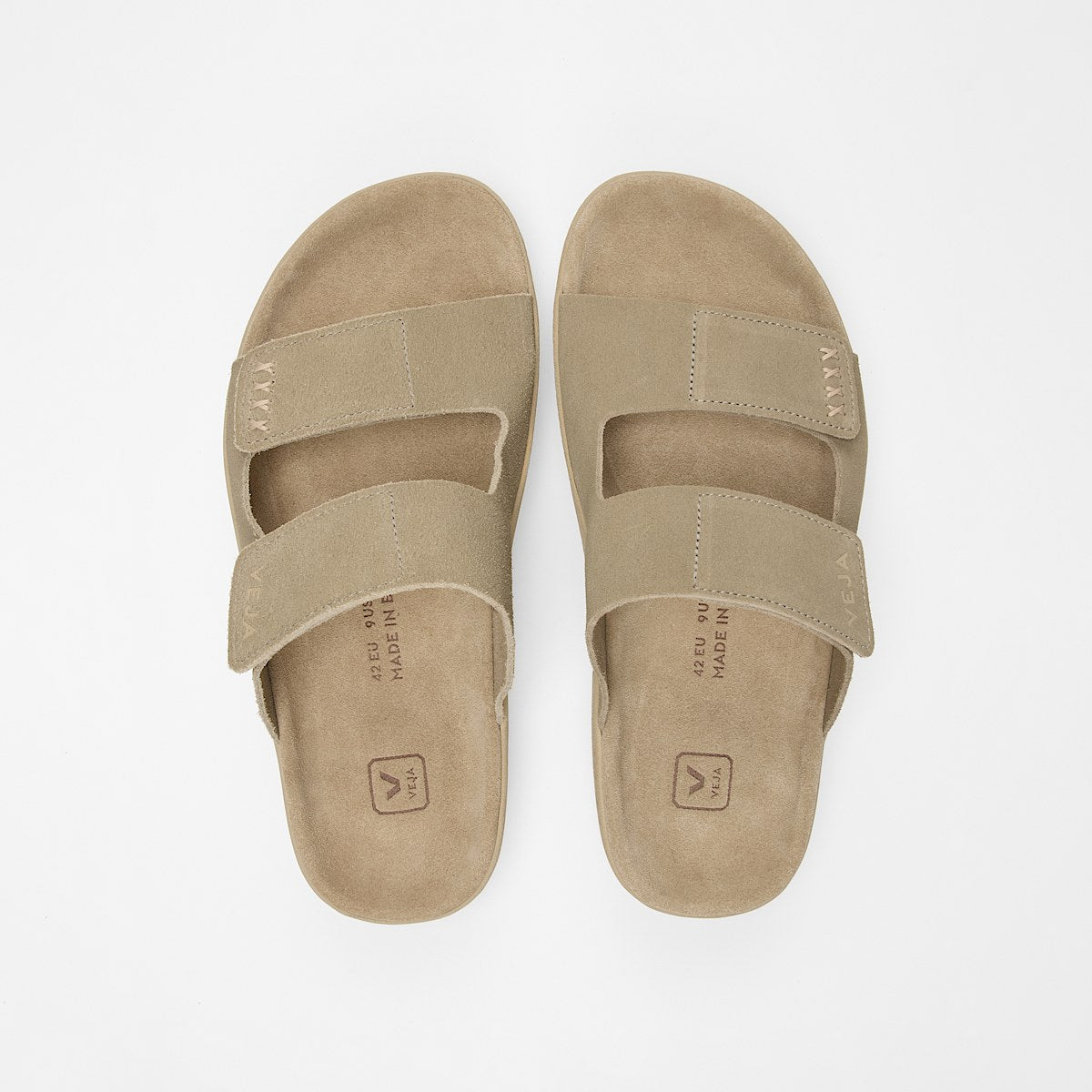 VEJA Etna Suede Taupe Almond - Image 2
