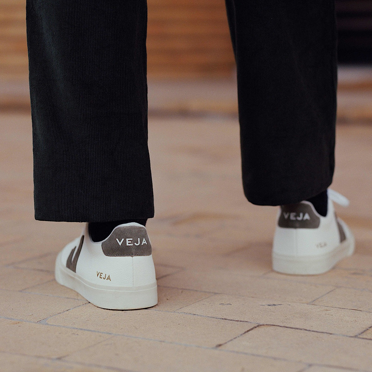 VEJA Campo Leather White Kaki - Image 4