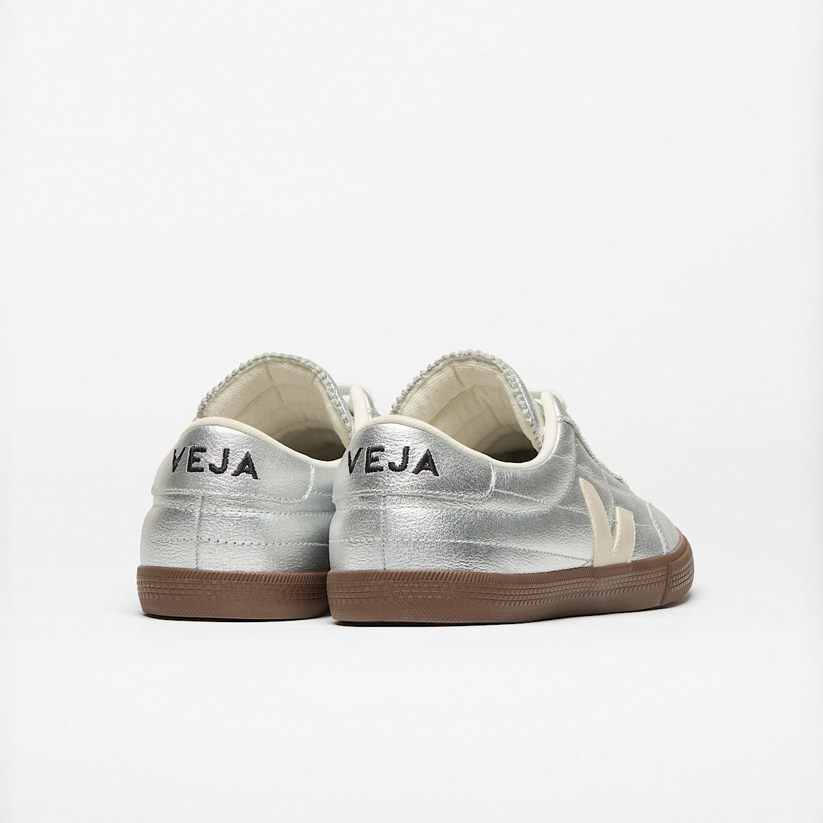 VEJA Panenka Leather Silver White Pierre Bark - Image 3