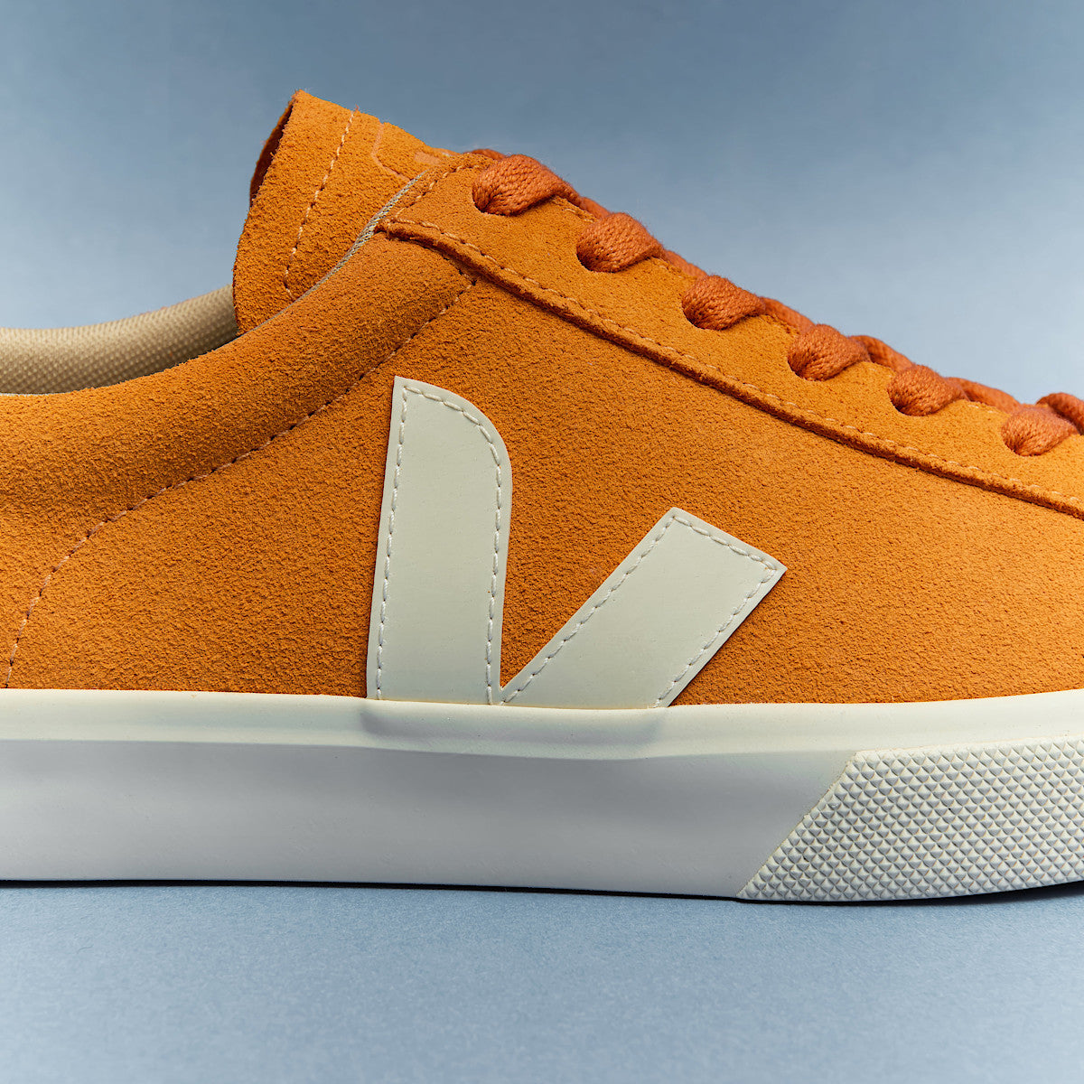 VEJA Campo Suede Mango Pierre - Image 4