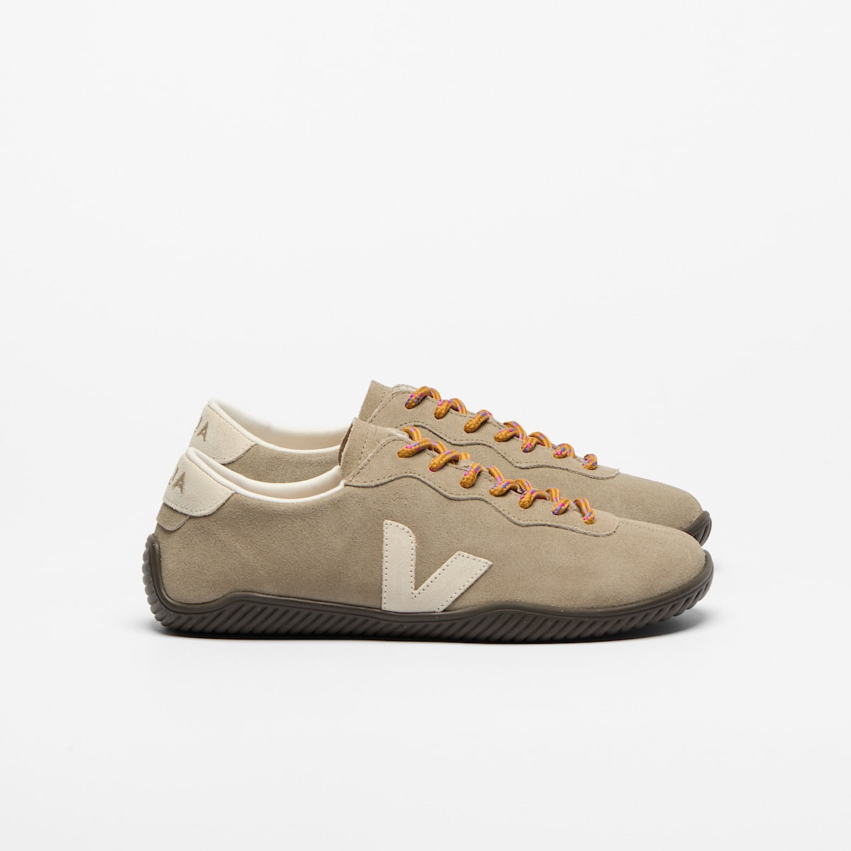 VEJA Jitsu Suede Taupe Pierre Eagle