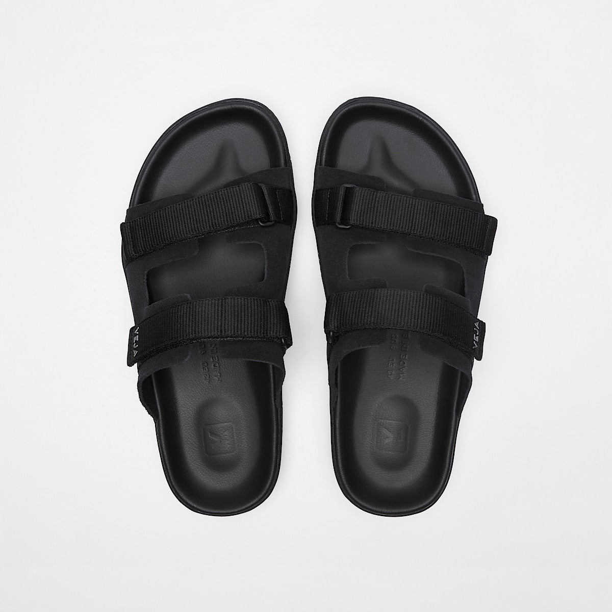 VEJA Arpoador Suede Full Black - Image 3