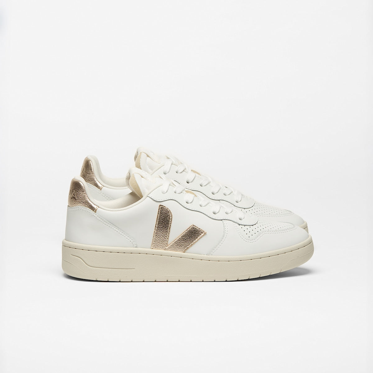 VEJA V-10 Leather White Platine