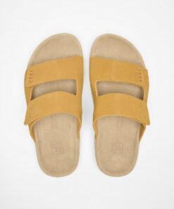 Alternative view of VEJA Etna Suede Ocre Almond