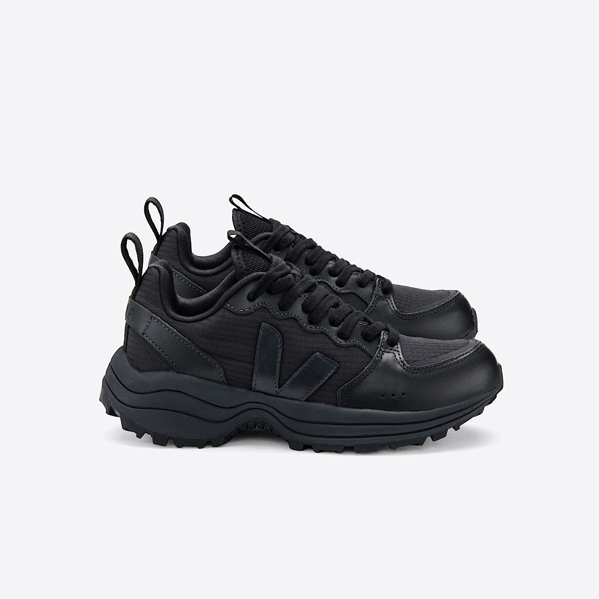 VEJA Venturi Ripstop Black