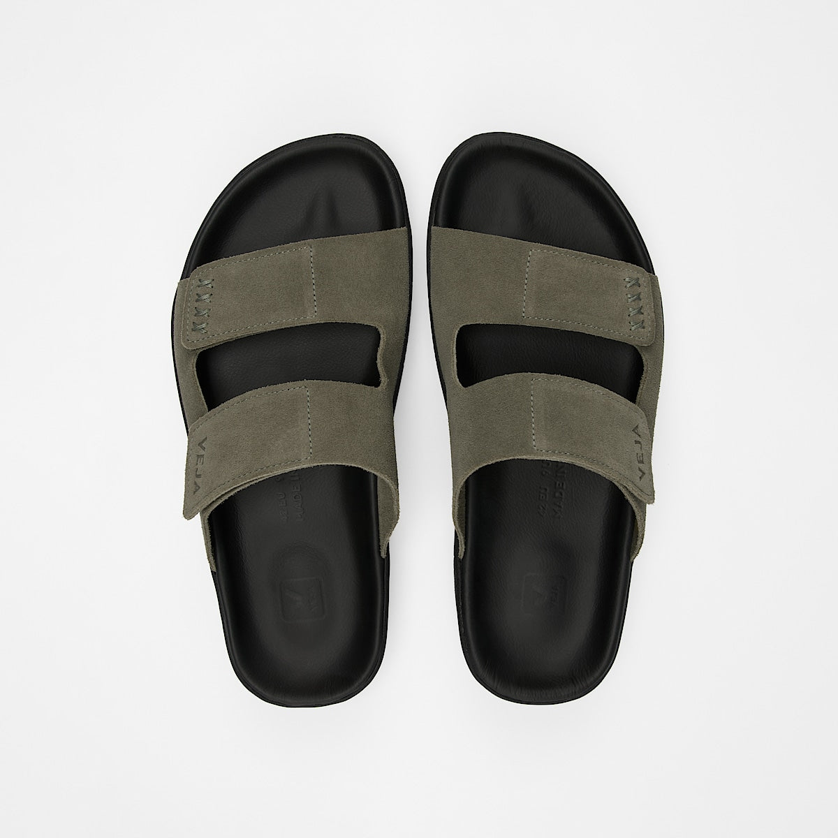 VEJA Etna Suede Kaki Black - Image 2