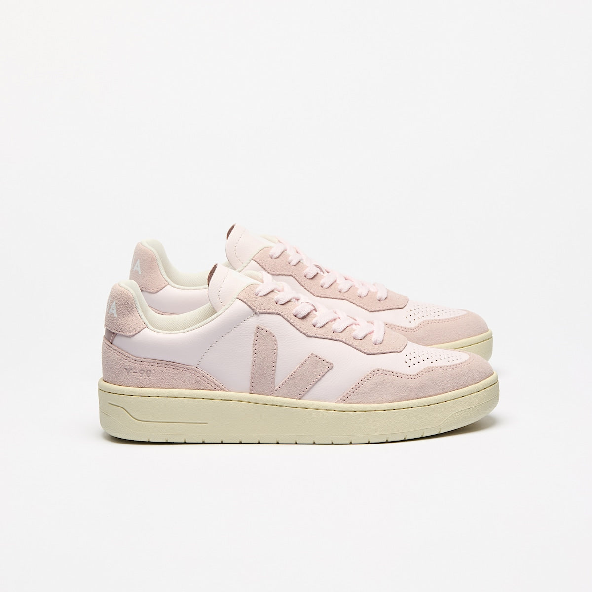 VEJA V-90 Leather Lassi Petale