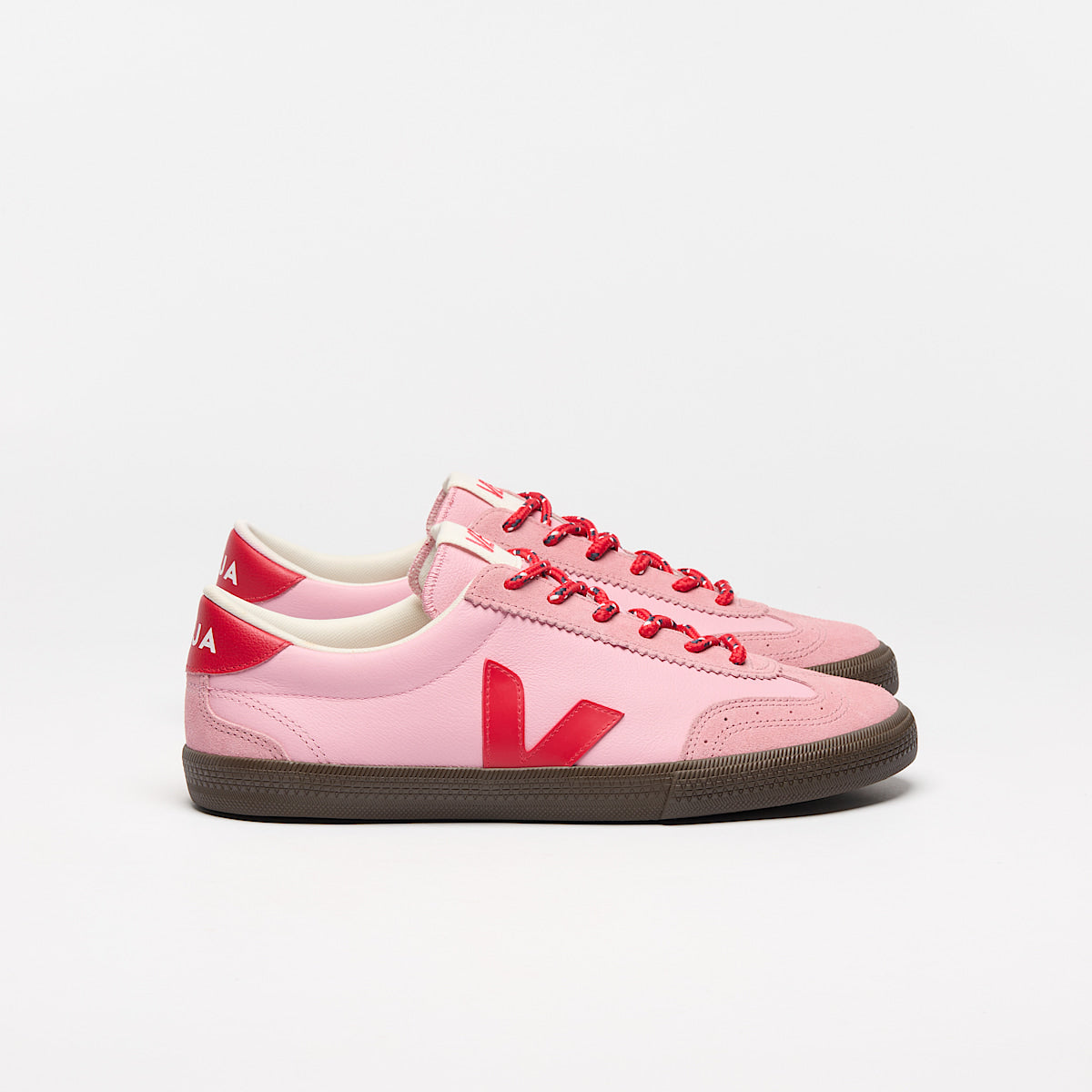 VEJA Volley Leather Guimauve Pekin Eagle