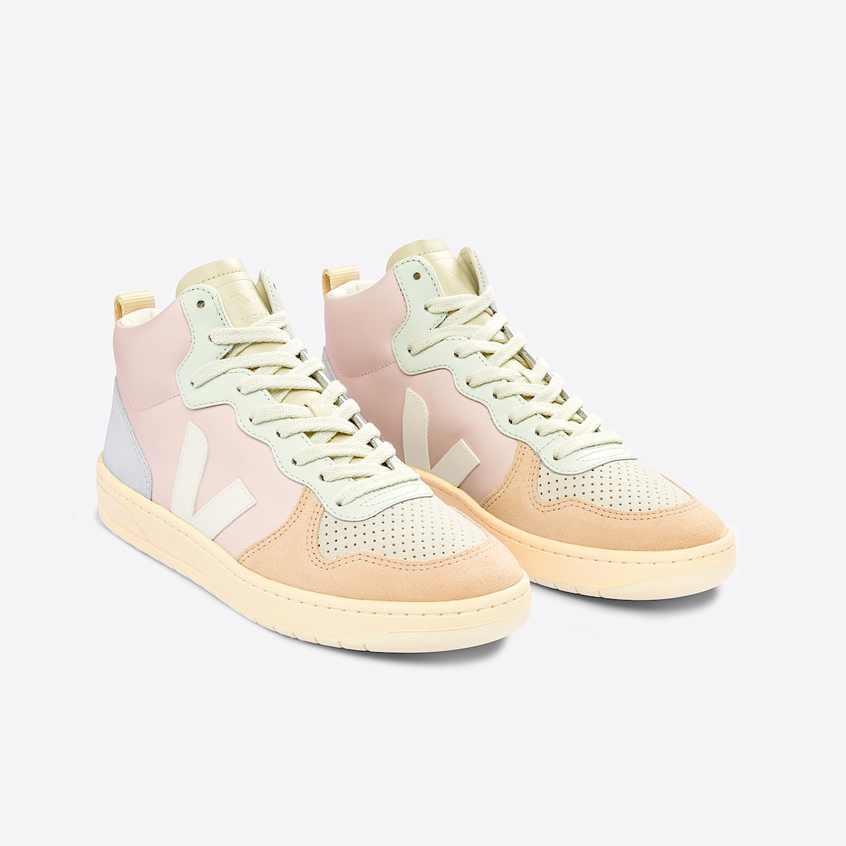 VEJA V-15 Leather Petale White Multico - Image 2