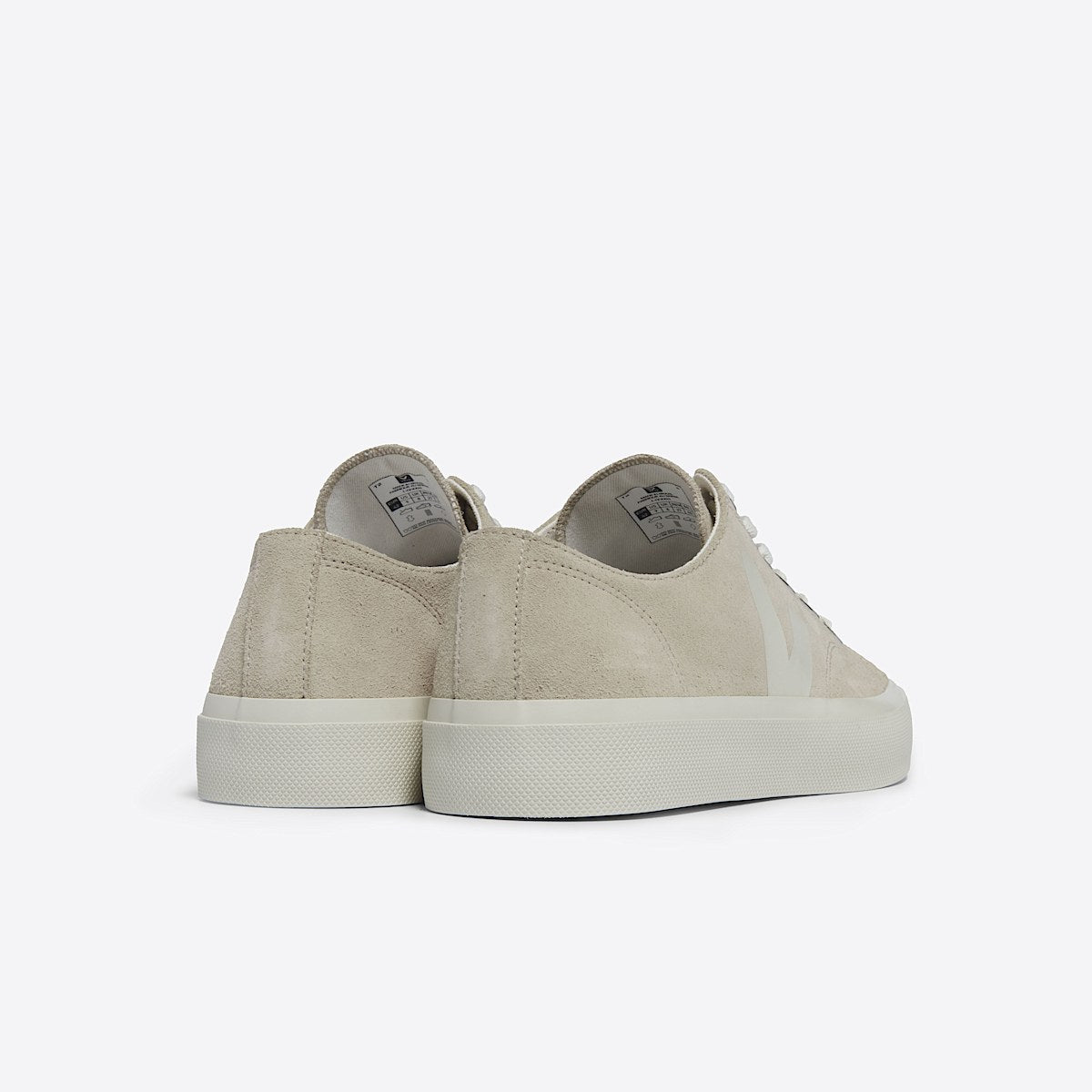 VEJA Wata Ii Low Suede Almond Pierre - Image 2