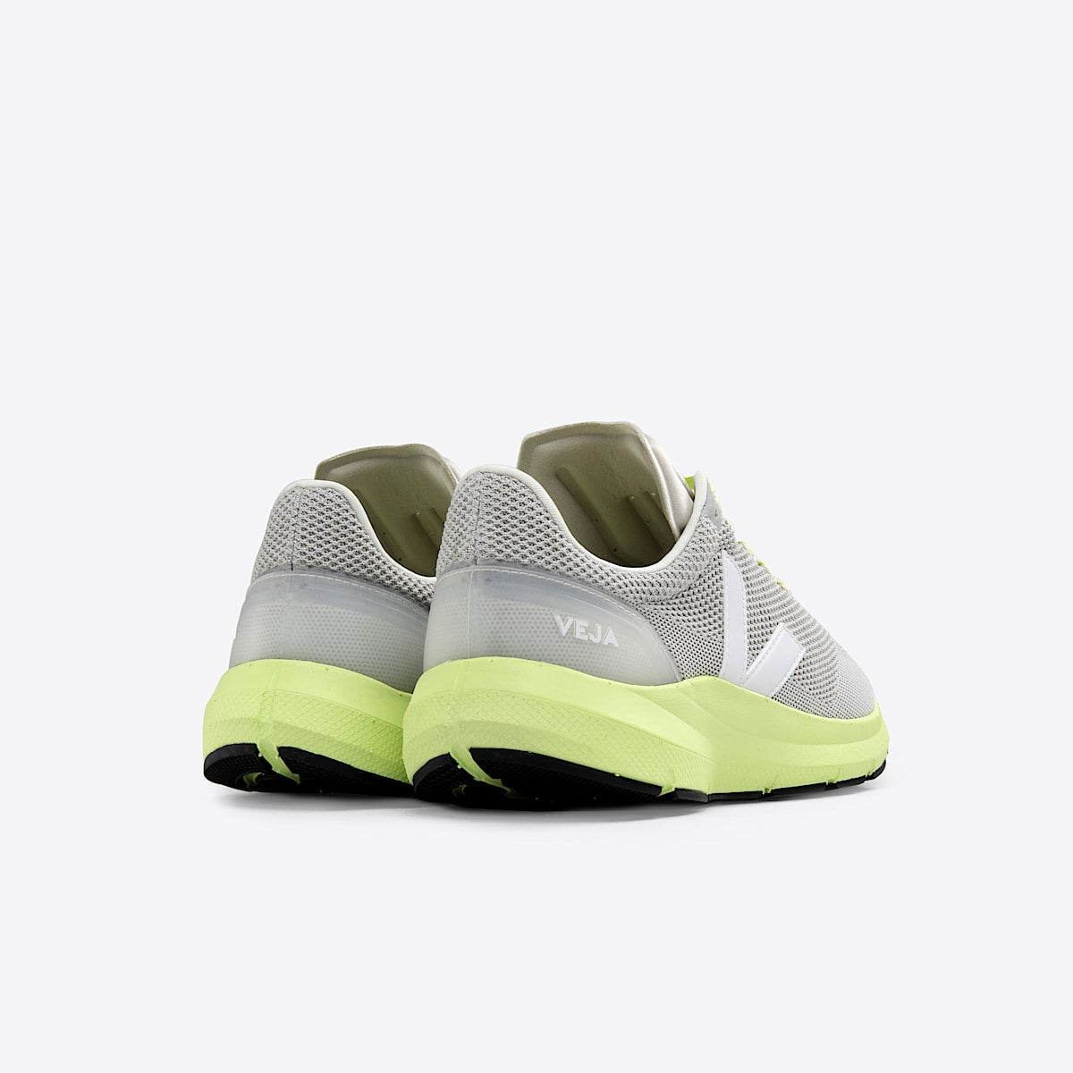 VEJA Marlin V-KNIT Chalk White - Image 3