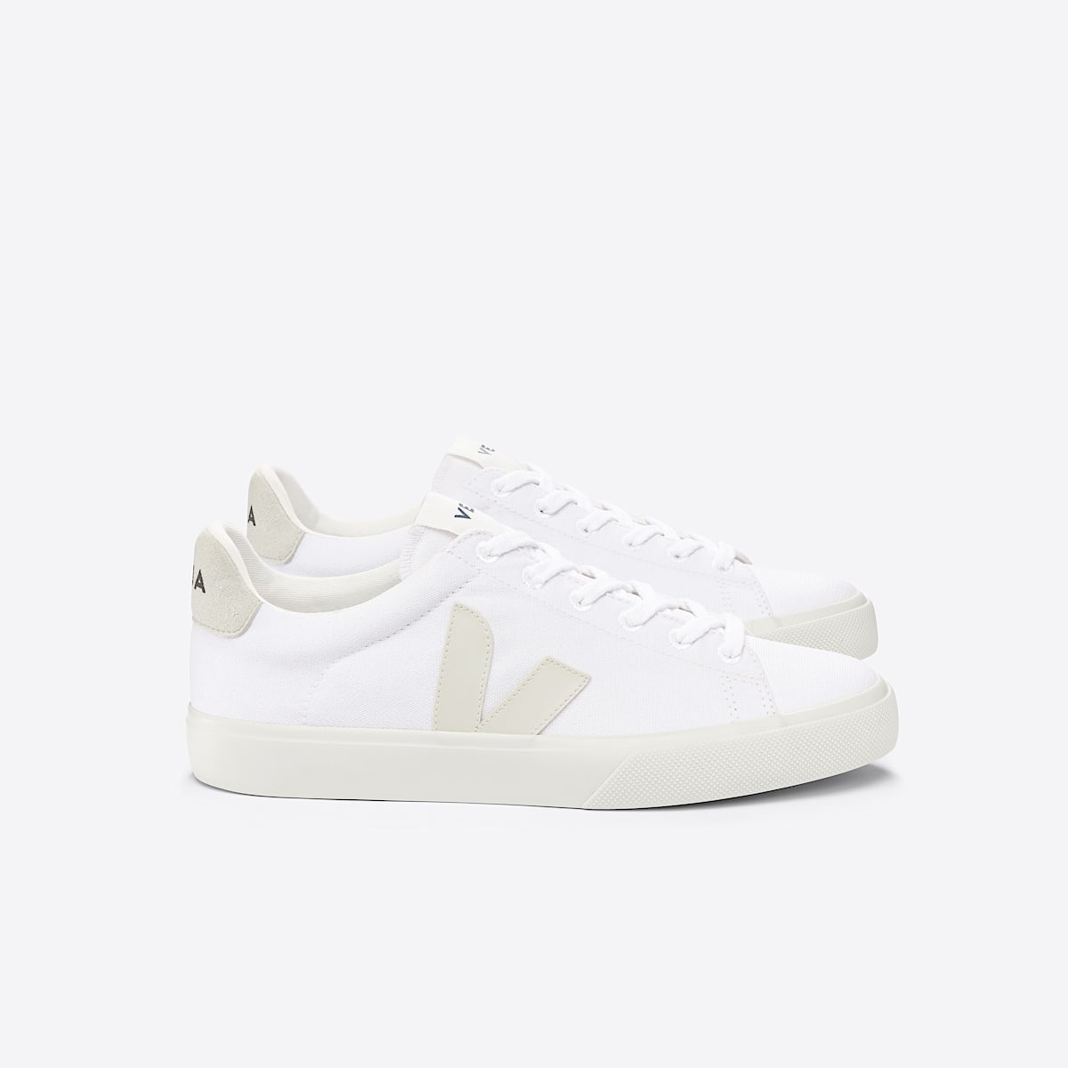 VEJA Campo Canvas White Pierre