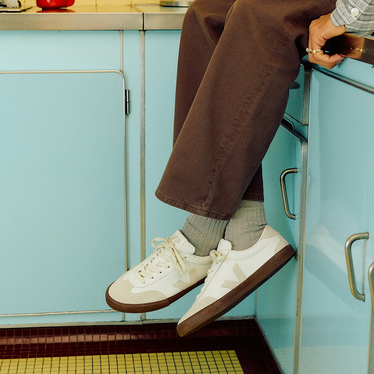 VEJA Volley Leather White Natural Bark - Image 4