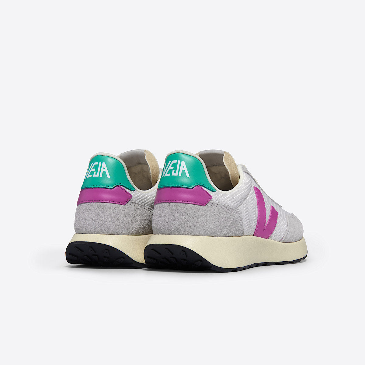 VEJA Paulistana Alveomesh Gravel Ultraviolet - Image 3