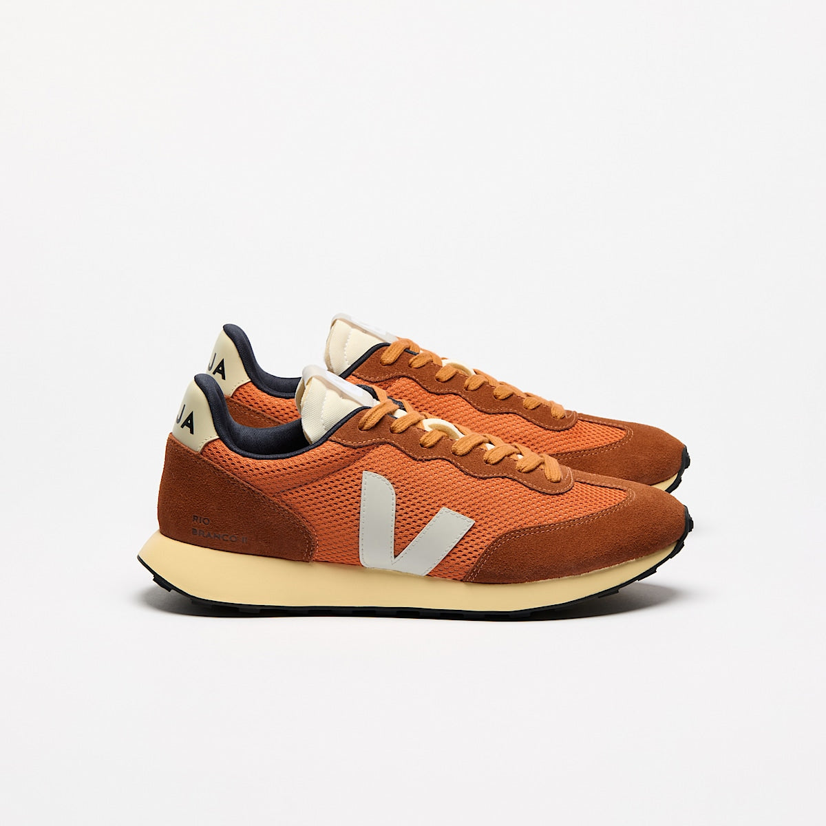 VEJA Rio Branco Ii Alveomesh Pumpkin Pierre