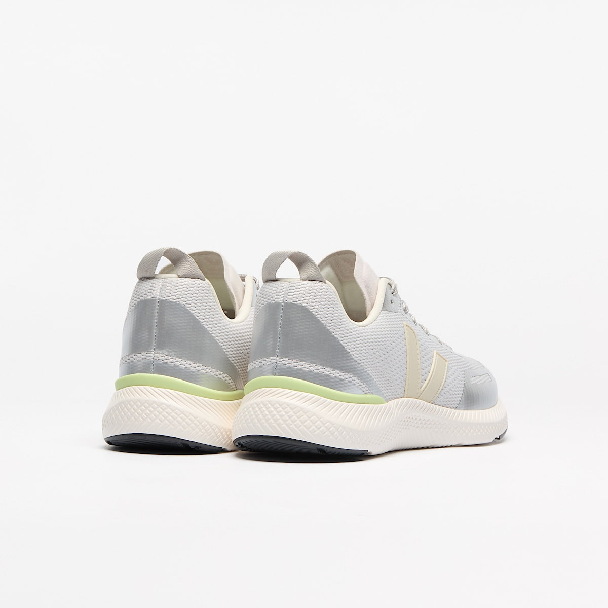 VEJA Impala Engineered-Mesh Pierre Silver - Image 3