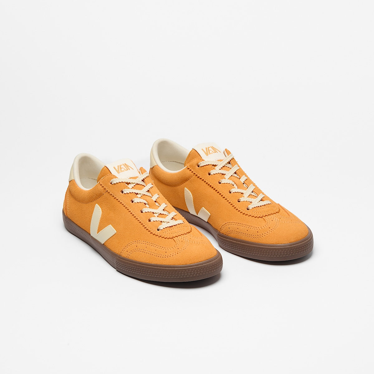 VEJA Volley Suede Mango Calcaire Bark - Image 2