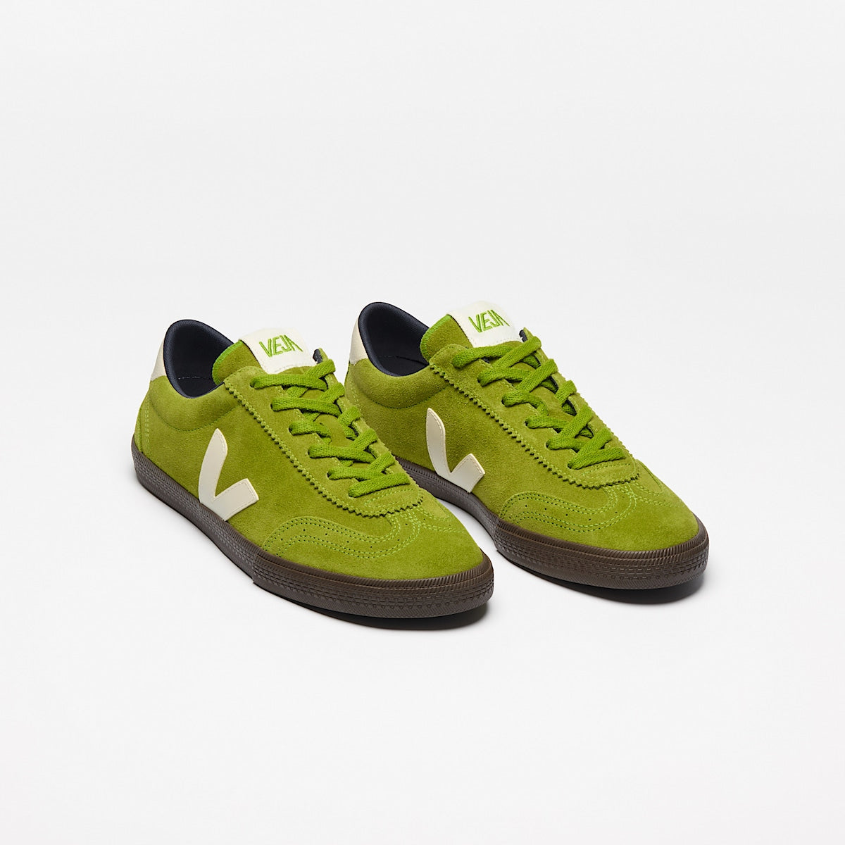 VEJA Volley Suede Detox Pierre Eagle - Image 2