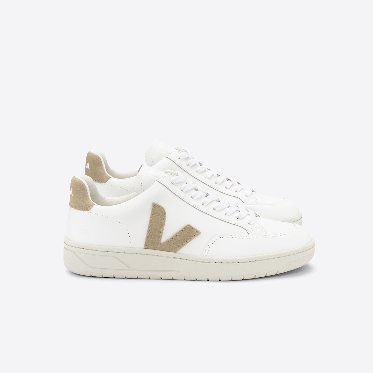 VEJA V-12 Leather White Dune