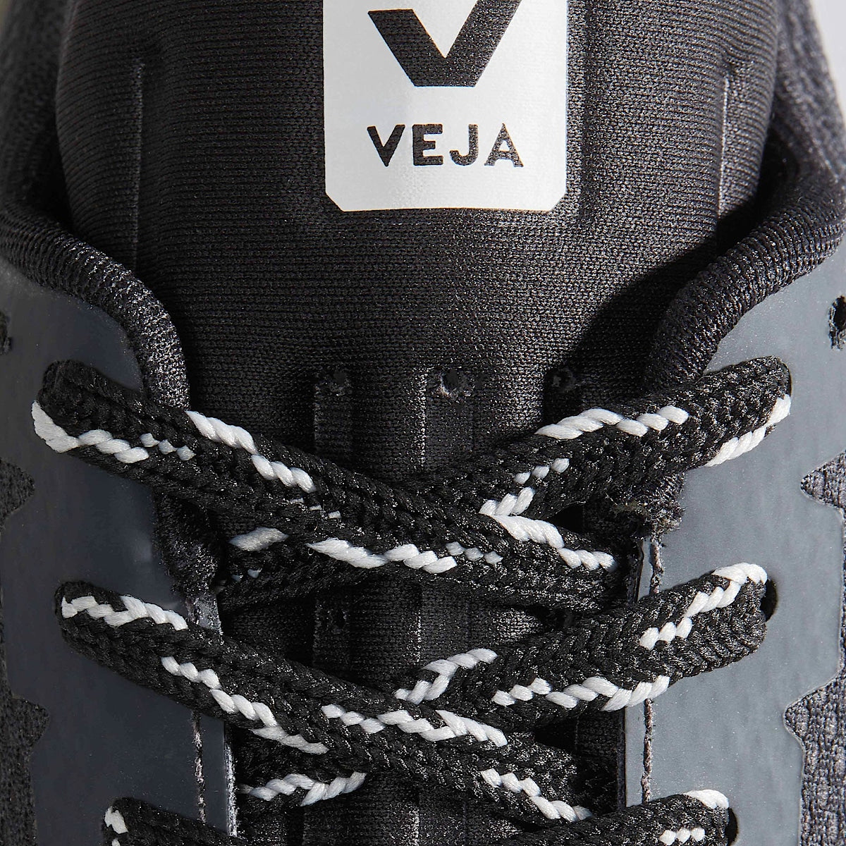 VEJA Laces Black Oxford Grey - Image 3