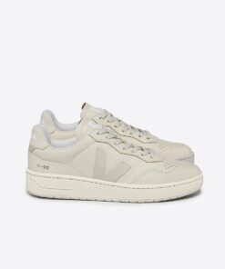 VEJA V-90 Leather Cashew Pierre
