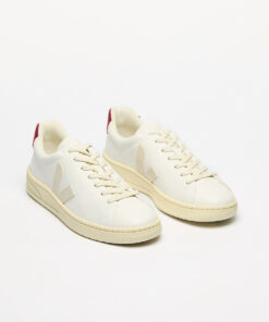 Alternative view of VEJA Urca CWL White Pierre Marsala