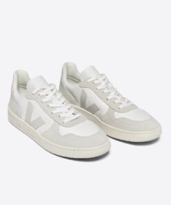 Alternative view of VEJA V-10 B-MESH White Natural Pierre