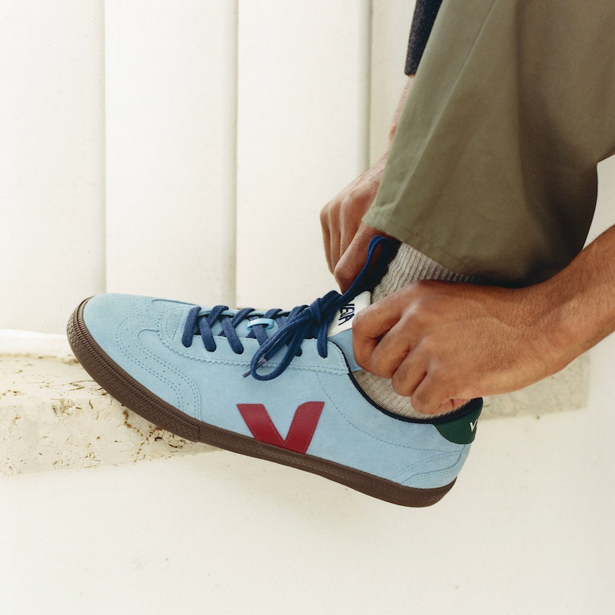 VEJA Volley Suede Aqua Marsala Eagle - Image 4
