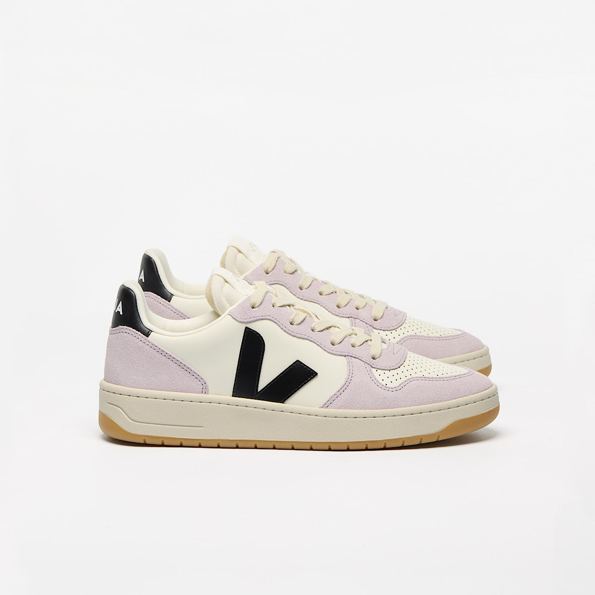 VEJA V-10 Leather Pure Black Parme