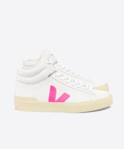 VEJA Minotaur Leather White Sari Butter