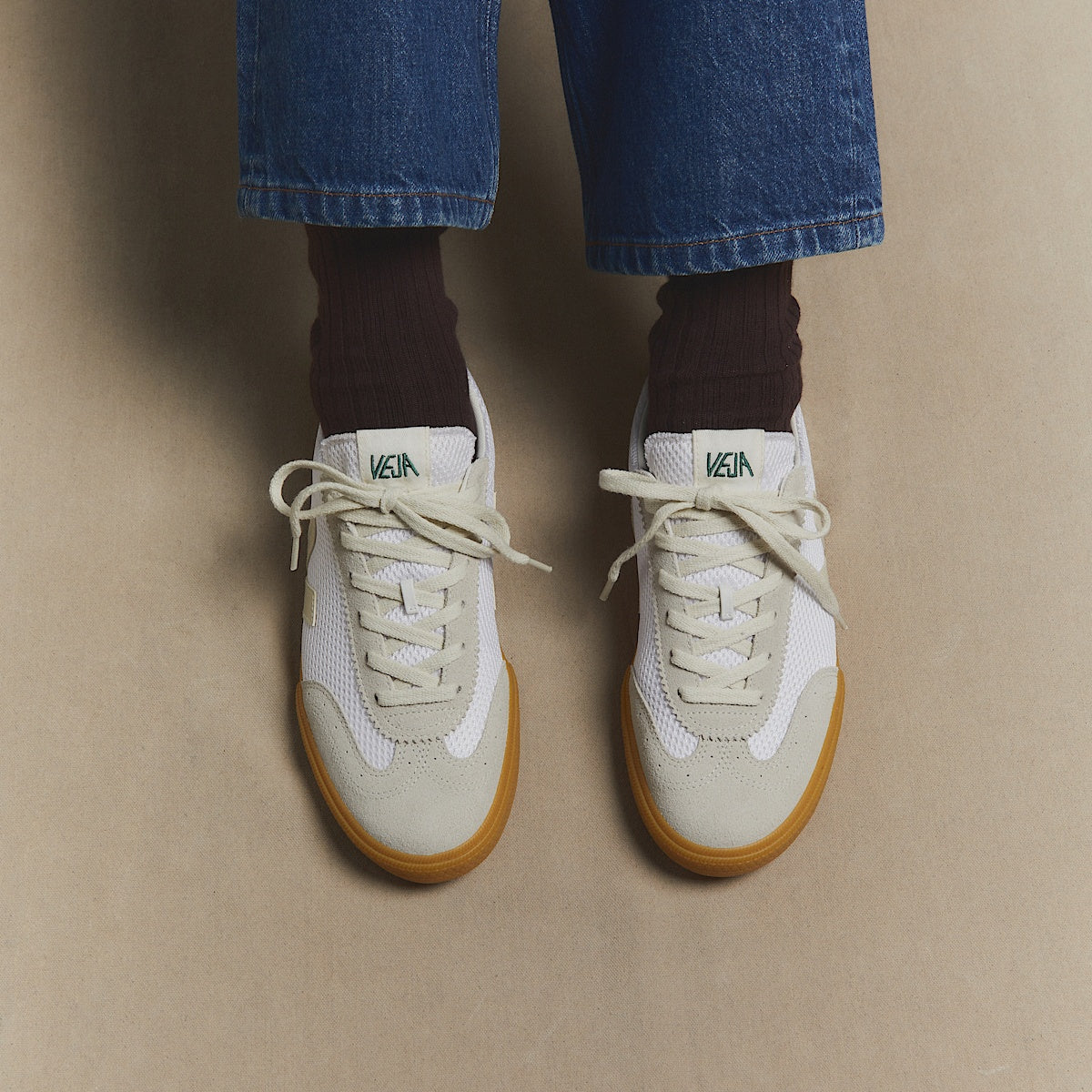 VEJA Volley Aircell Grey Cyprus - Image 4