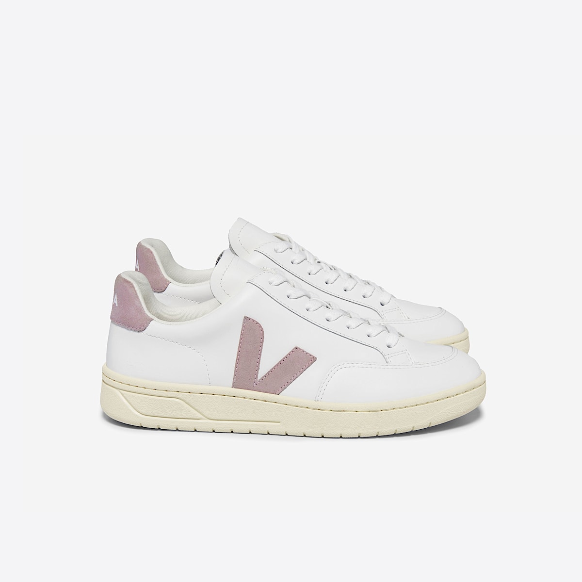 VEJA V-12 Leather White Babe