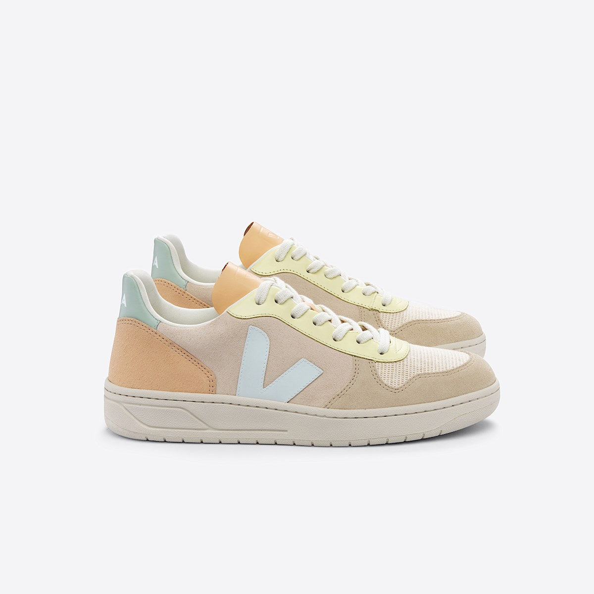 VEJA V-10 Suede Sable Menthol Multico