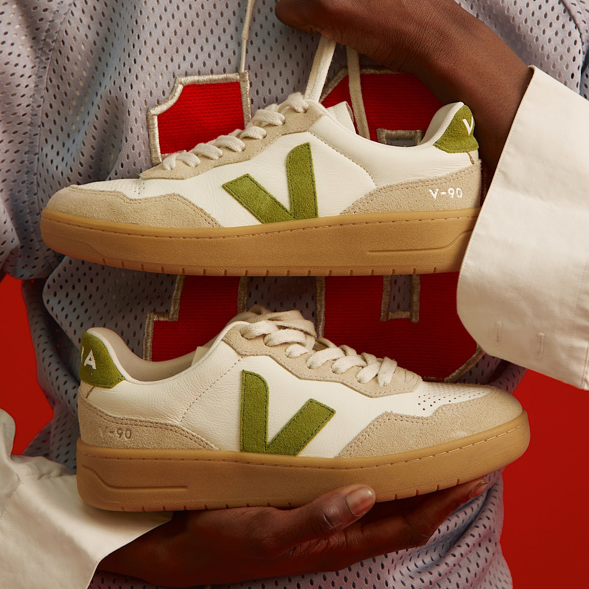 VEJA V-90 Leather Pure Kiwi Almond Natural - Image 4
