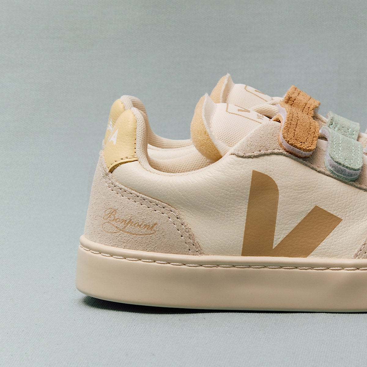 VEJA V-90 Leather x Bonpoint Pure Almond Natural - Image 4