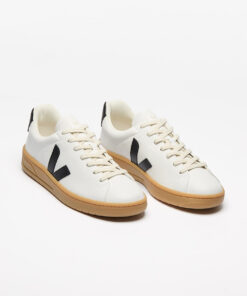 Alternative view of VEJA Urca CWL White Black Natural