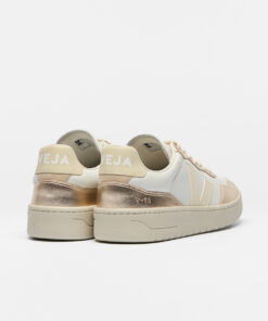 Alternative view of VEJA V-90 Leather White Calcaire Platine