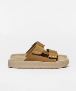VEJA Etna Suede Tent Almond