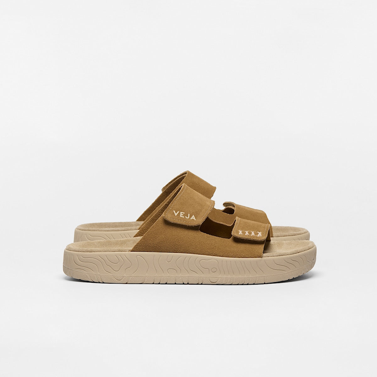VEJA Etna Suede Tent Almond