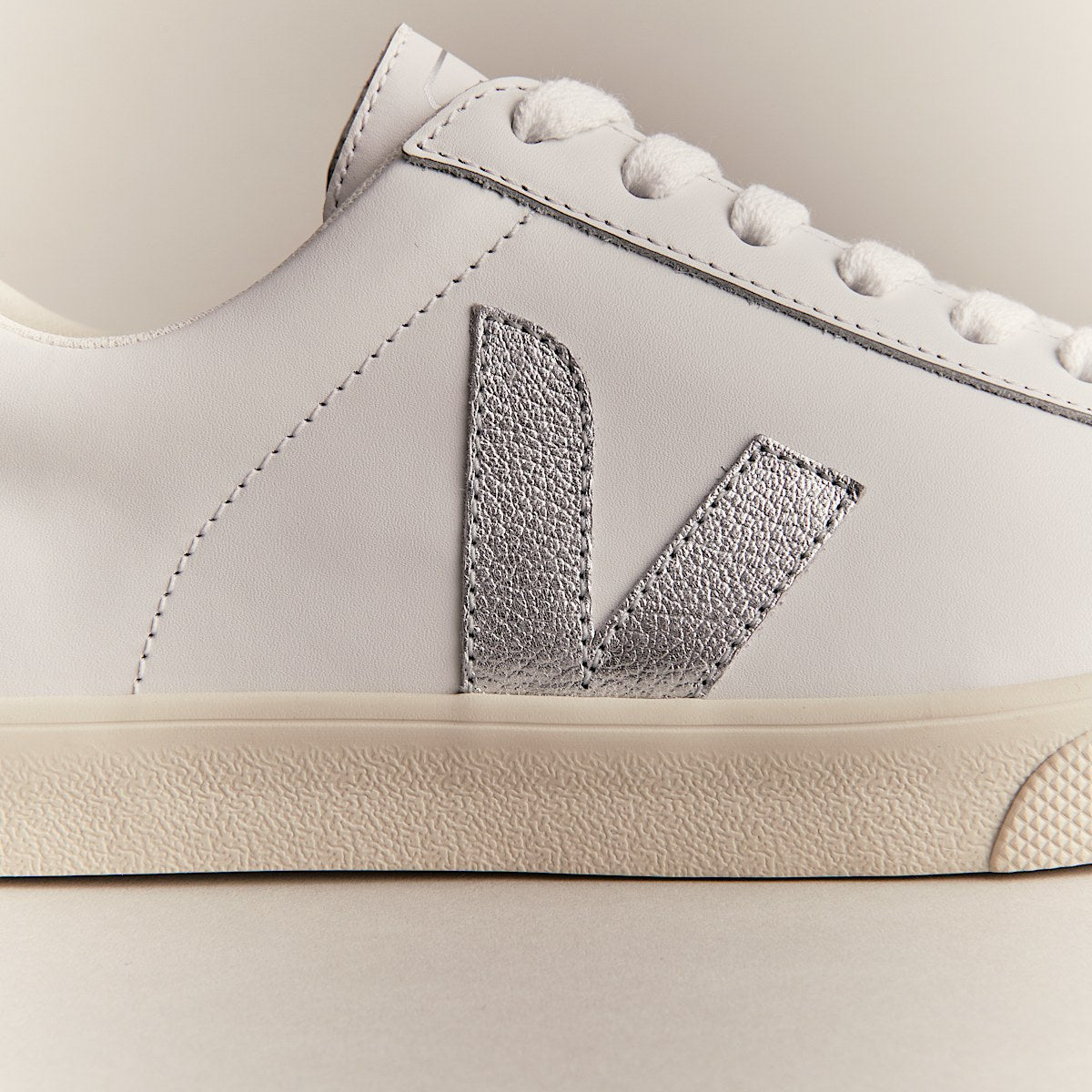 VEJA Esplar Leather White Silver - Image 4