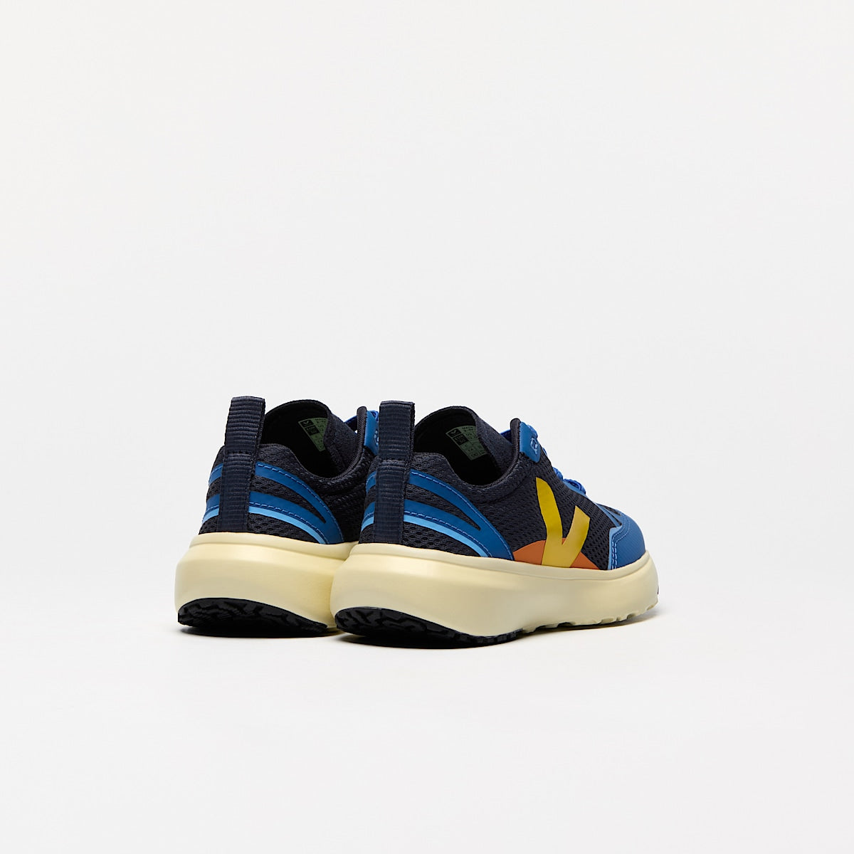 VEJA Canary Elastic Laces Alveomesh Nautico Tonic - Image 3