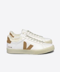 VEJA Campo Furred Leather White Desert