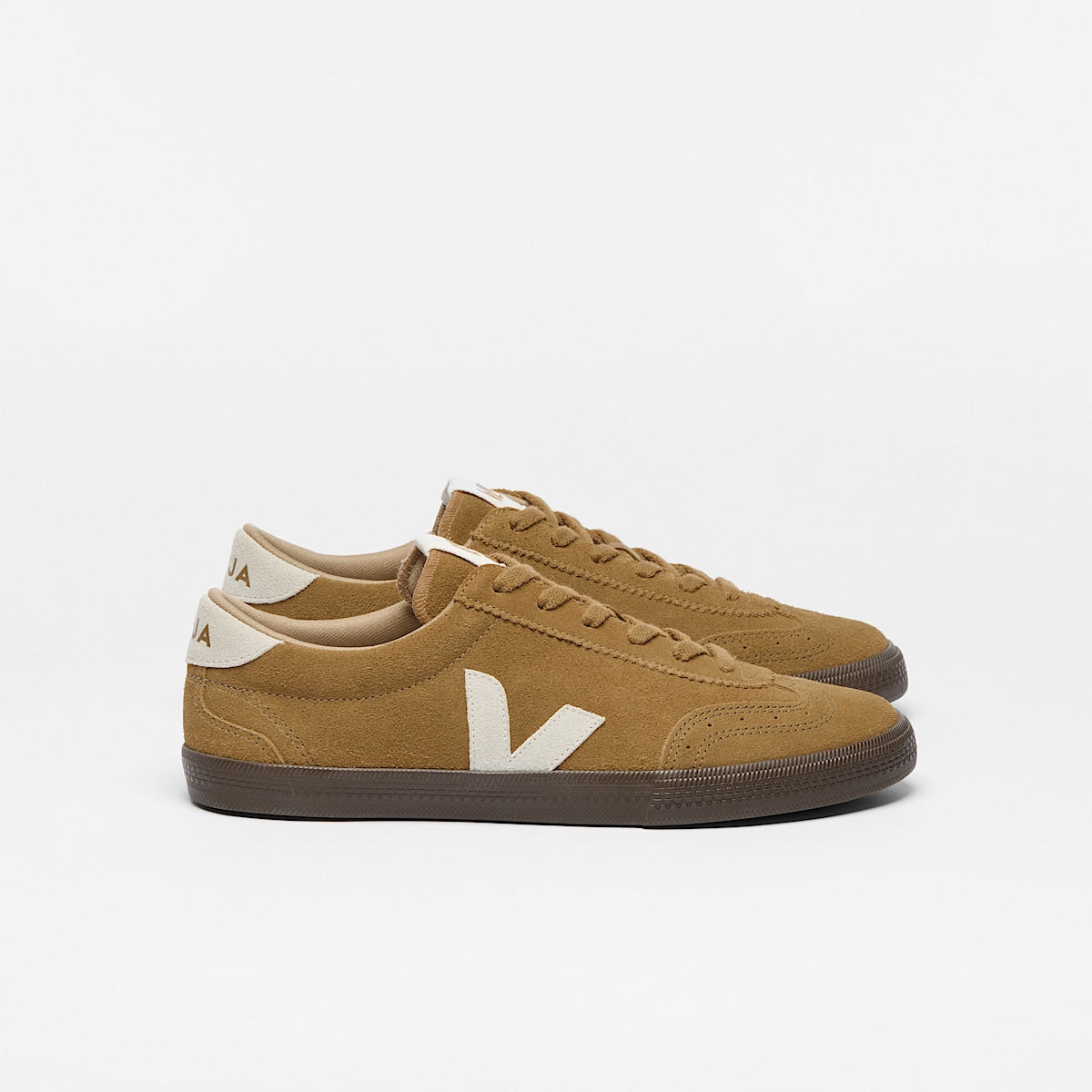 VEJA Volley Suede Tent Natural Eagle