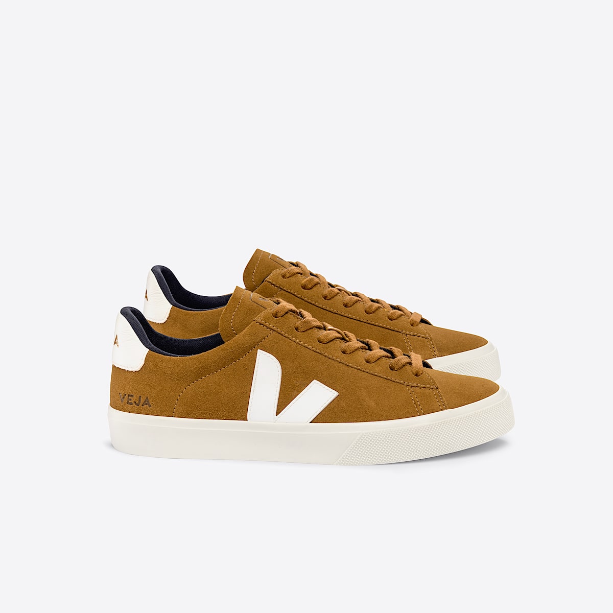 VEJA Campo Suede Camel White